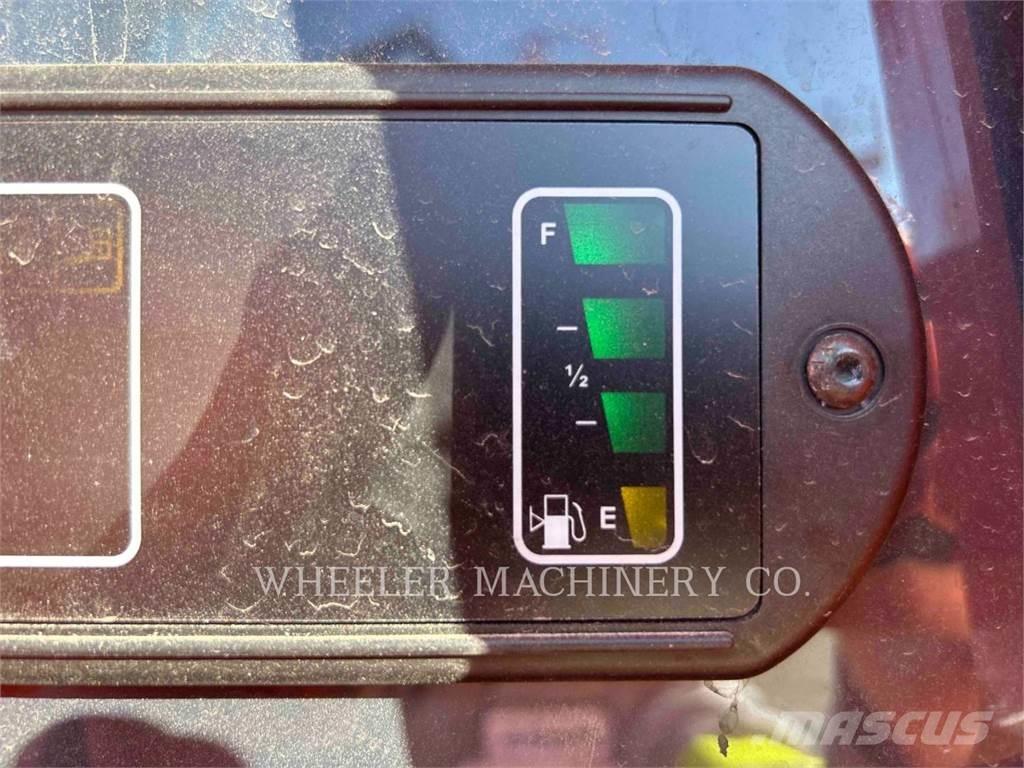 JLG 660SJ Plataformas con brazo de elevación manual