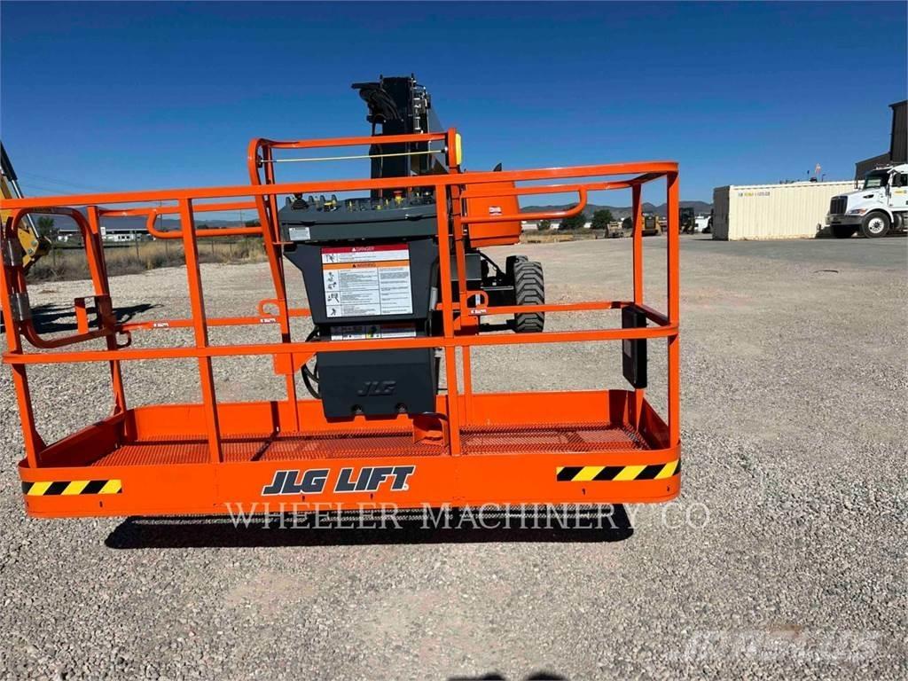 JLG 660SJ Plataformas con brazo de elevación manual