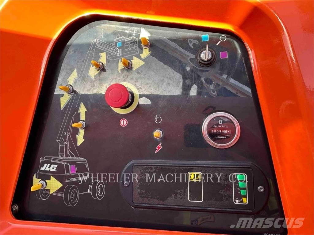 JLG 660SJ Plataformas con brazo de elevación manual