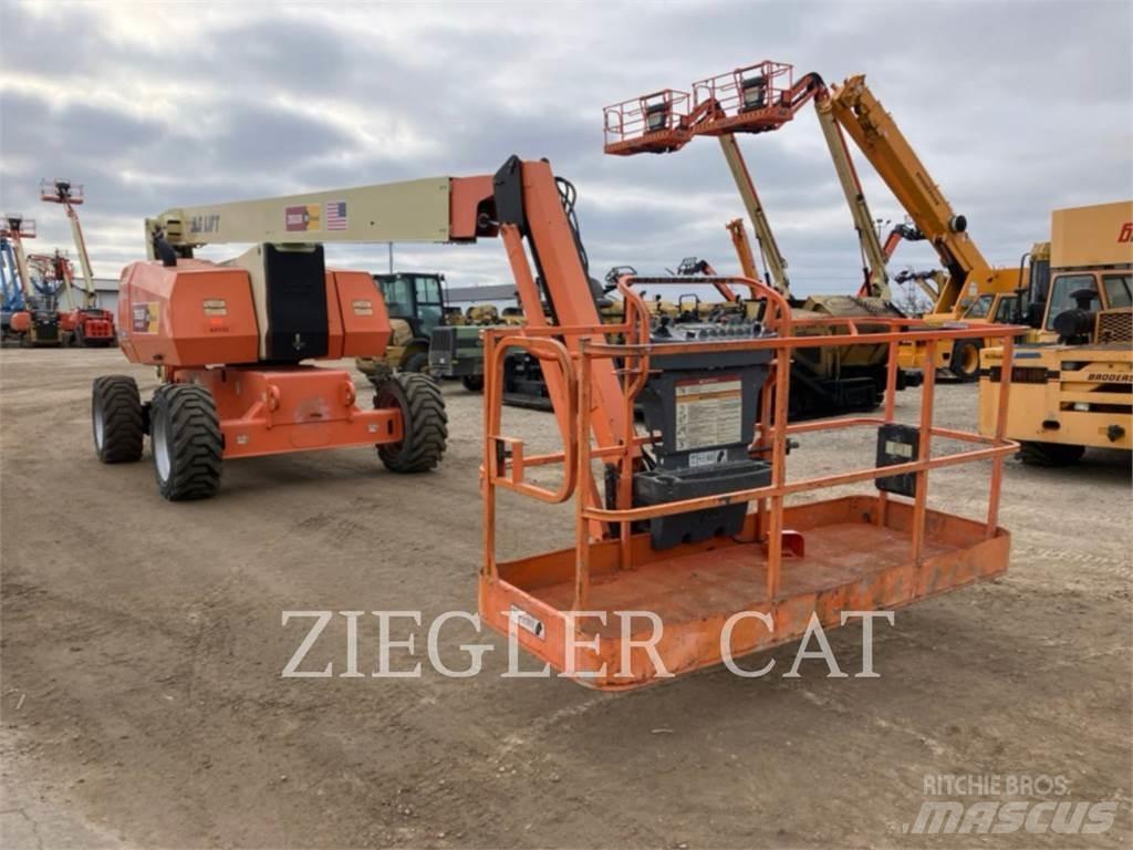 JLG 800AJ Plataformas con brazo de elevación manual