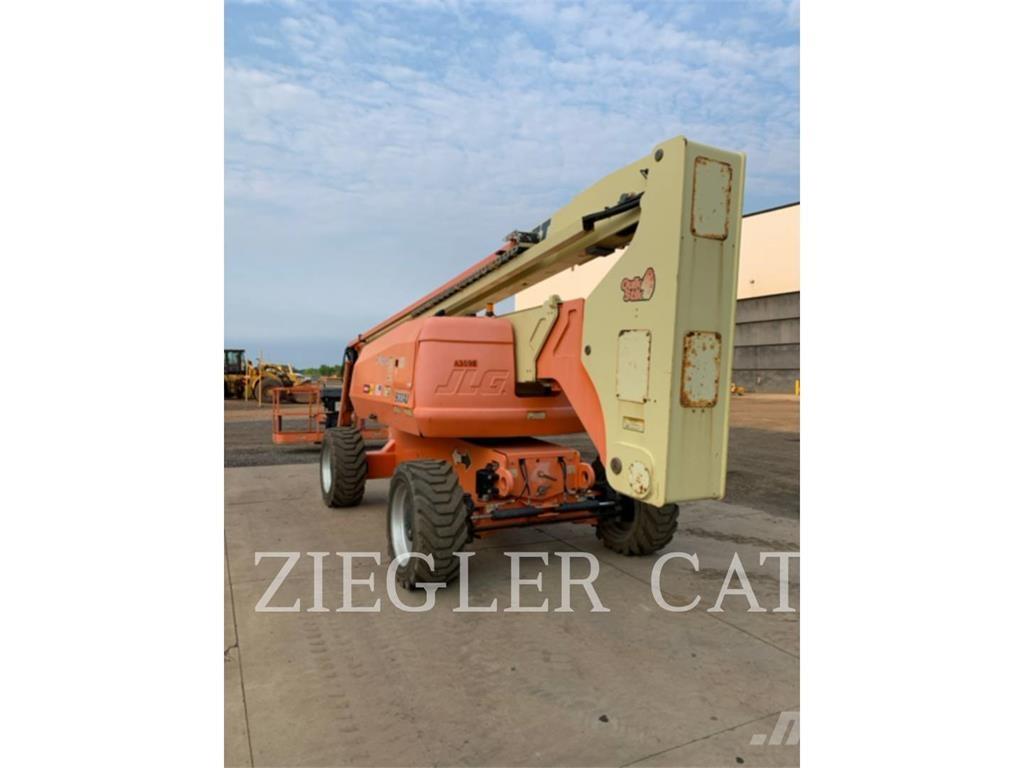 JLG 800AJ Plataformas con brazo de elevación manual