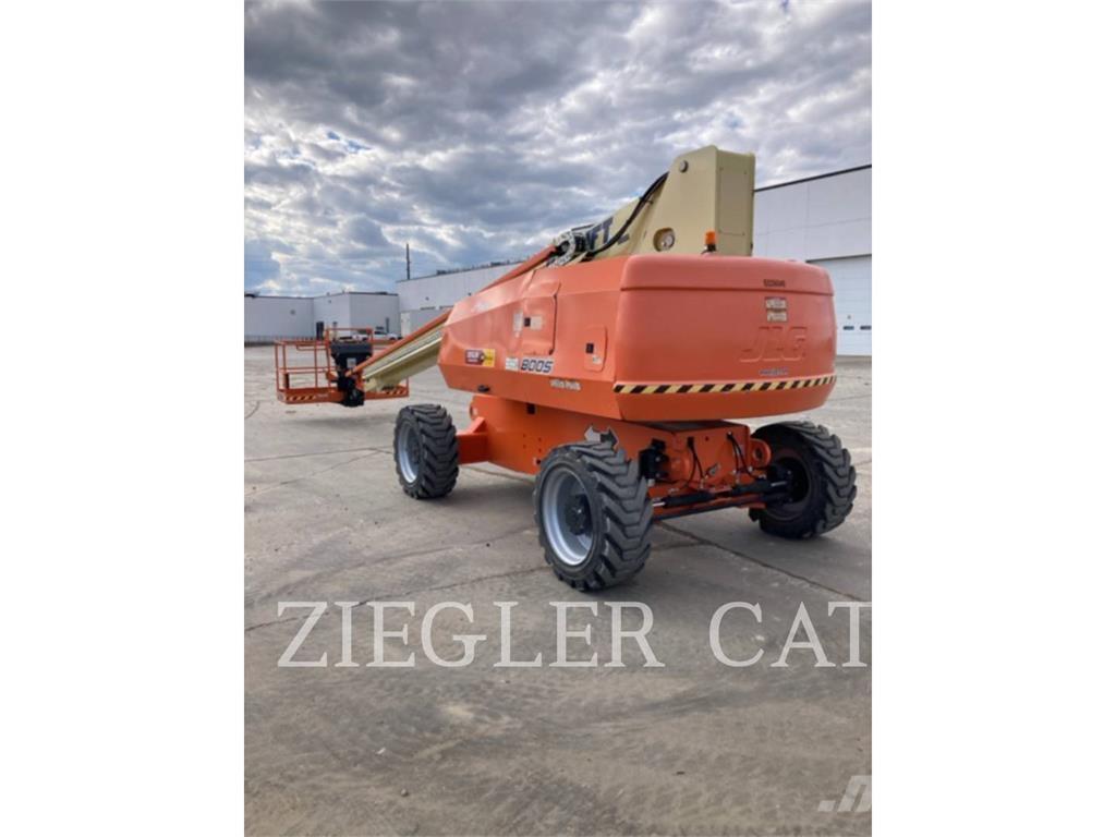 JLG 800S Plataformas con brazo de elevación manual