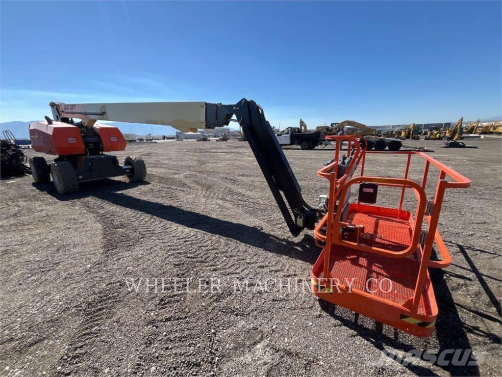JLG 860SJ SP Plataformas con brazo de elevación manual