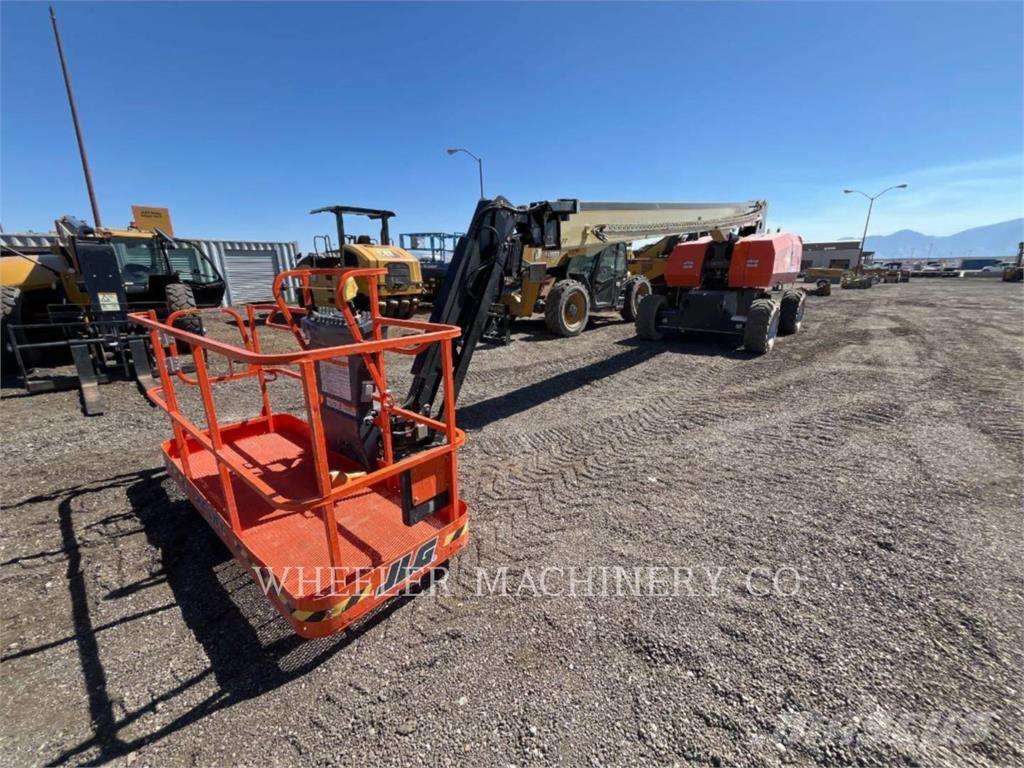 JLG 860SJ SP Plataformas con brazo de elevación manual