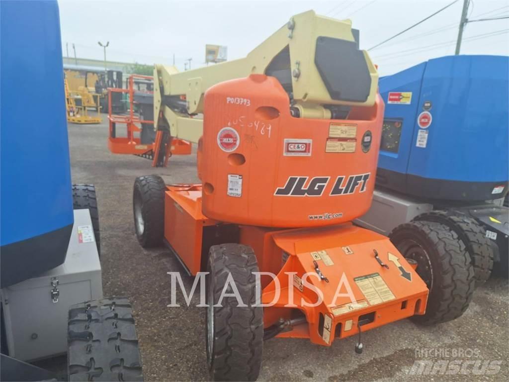 JLG E450AJ Plataformas con brazo de elevación manual