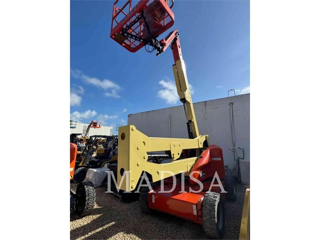 JLG E450AJ Plataformas con brazo de elevación manual