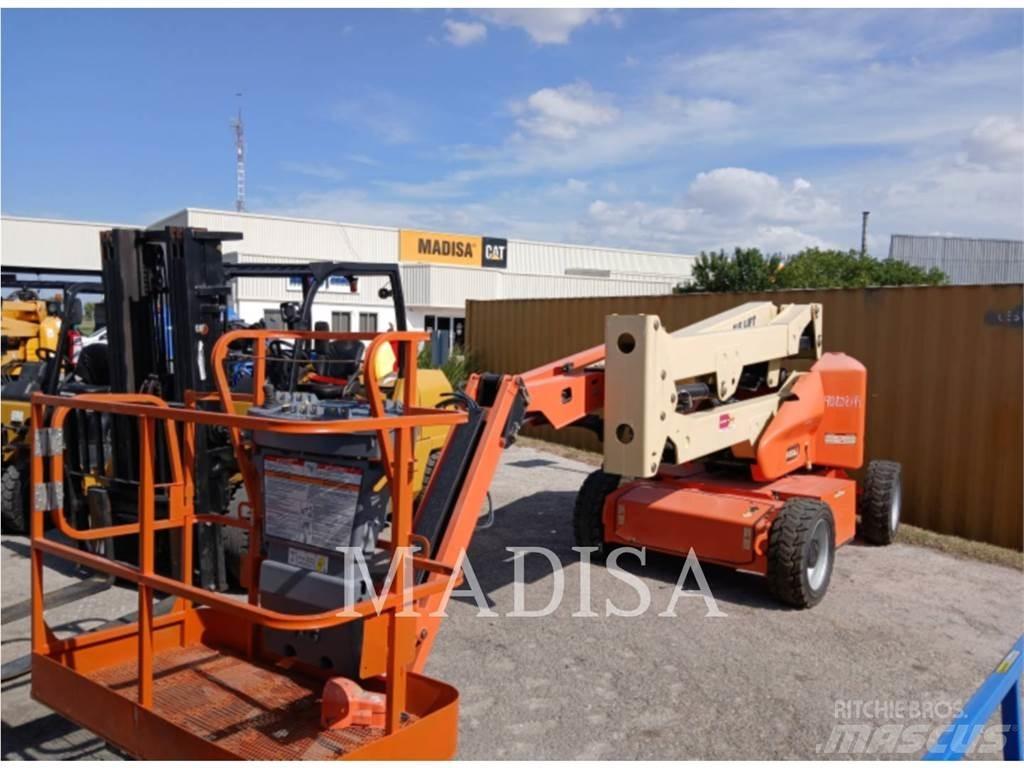 JLG E450AJ Plataformas con brazo de elevación manual