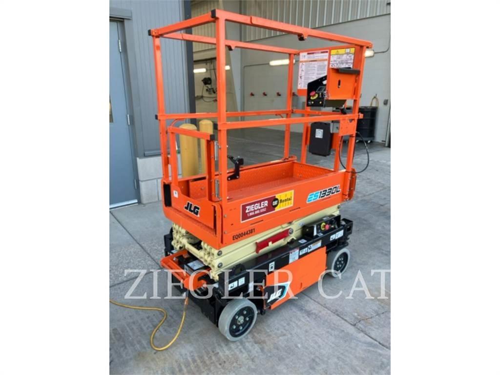 JLG ES1330L Plataformas tijera