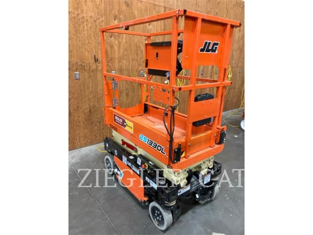 JLG ES1330L Plataformas tijera