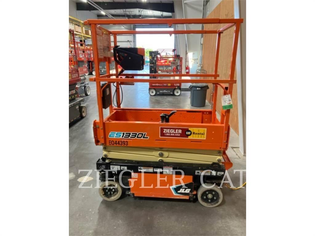 JLG ES1330L Plataformas tijera