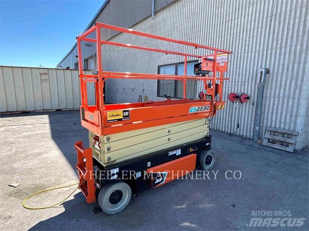 JLG ES2632 Plataformas tijera