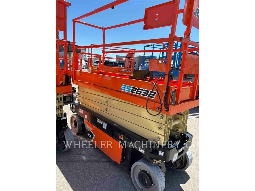 JLG ES2632 Plataformas tijera