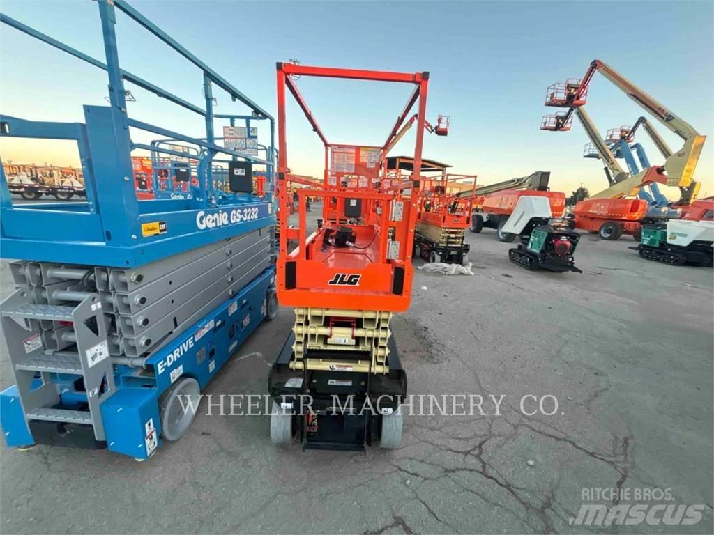 JLG ES2632 Plataformas tijera