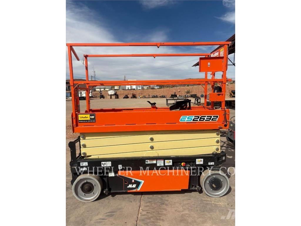 JLG ES2632 Plataformas tijera