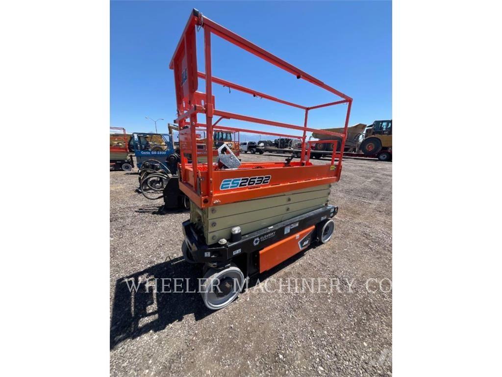 JLG ES2632 Plataformas tijera