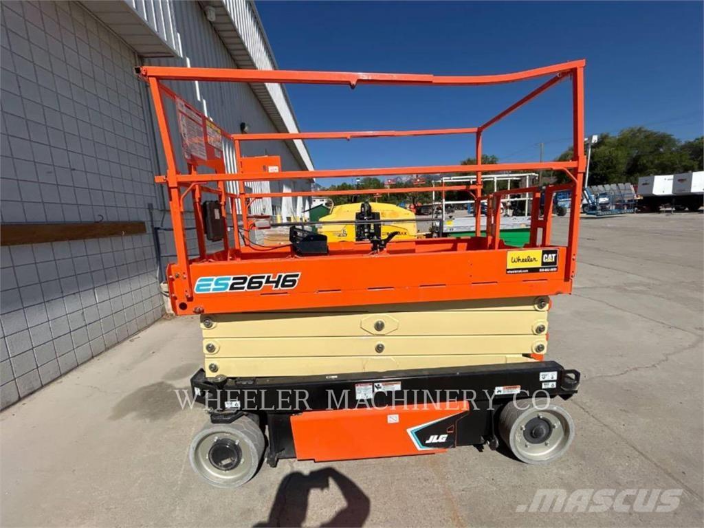 JLG ES2646 Plataformas tijera