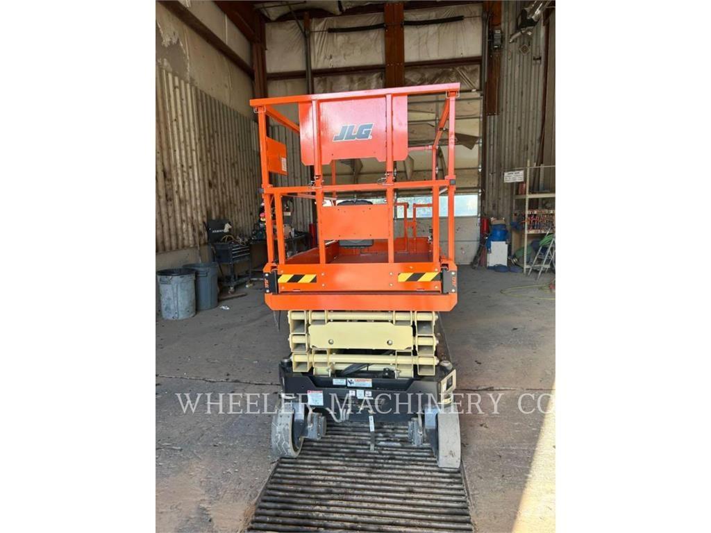 JLG ES2646 Plataformas tijera