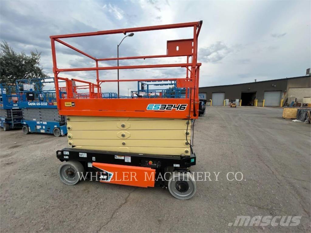 JLG ES3246 Plataformas tijera