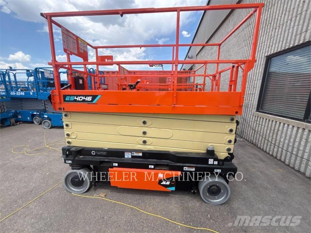 JLG ES4046 Plataformas tijera