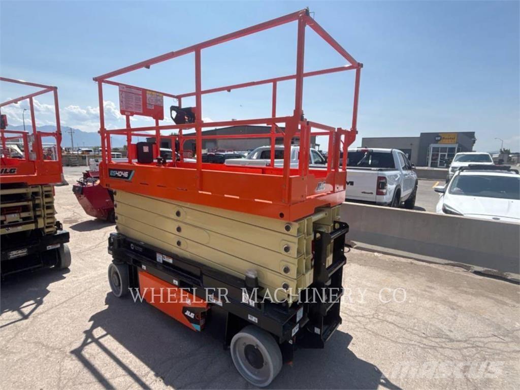 JLG ES4046 Plataformas tijera