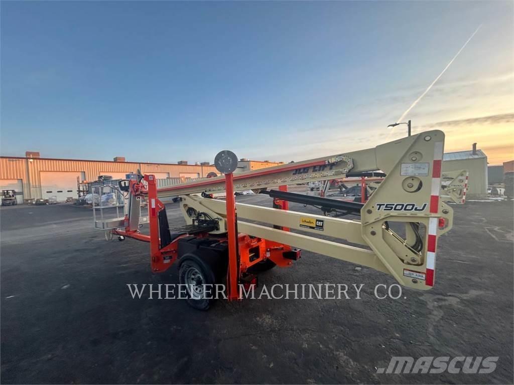 JLG T500J TOW Plataformas con brazo de elevación manual