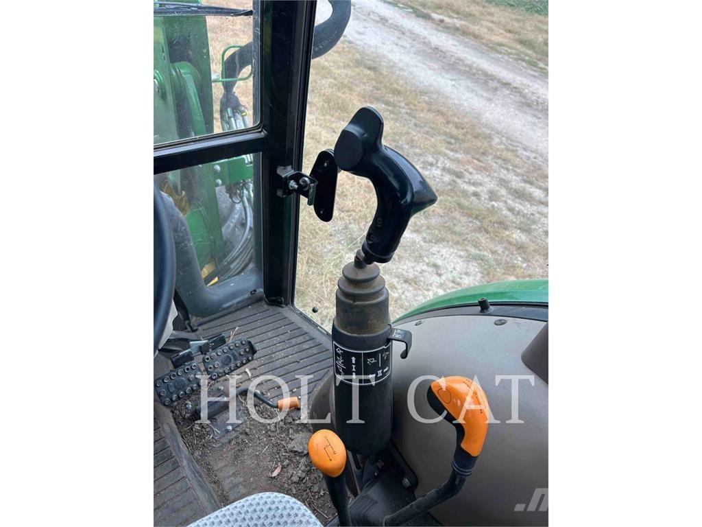 John Deere 5075E Tractores