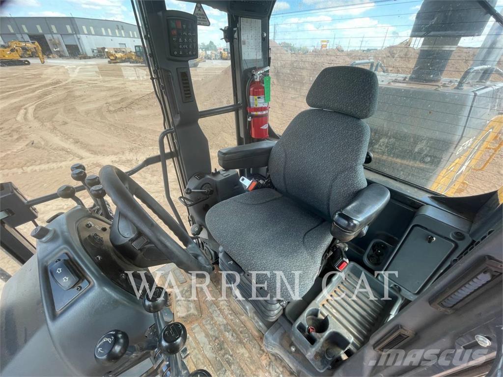 John Deere 670 Niveladoras