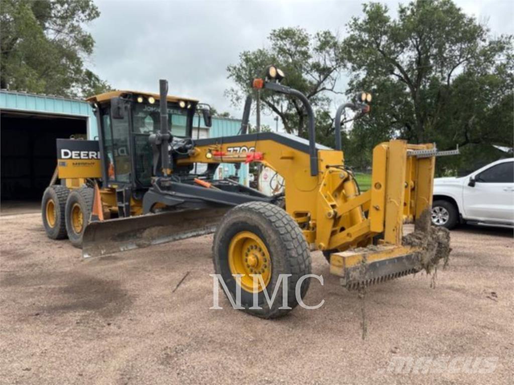 John Deere 770G Niveladoras