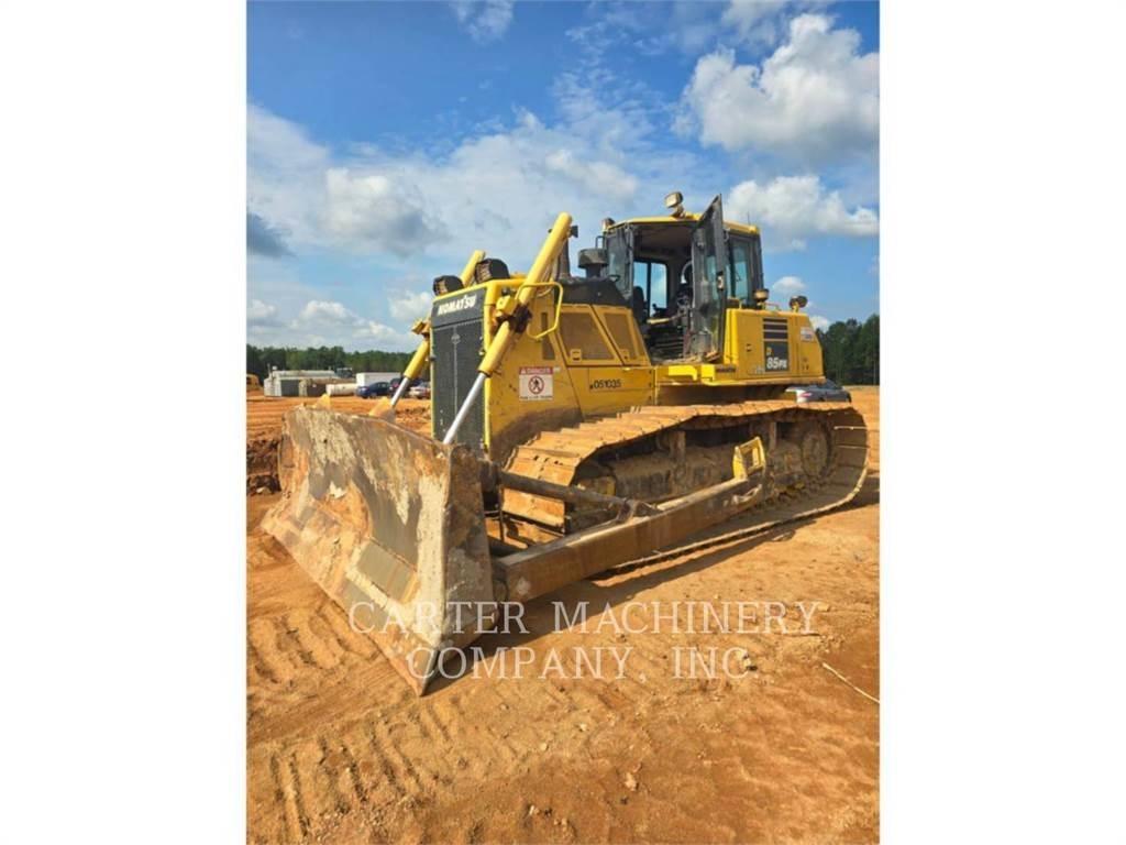 Komatsu D85PX Buldozer sobre oruga