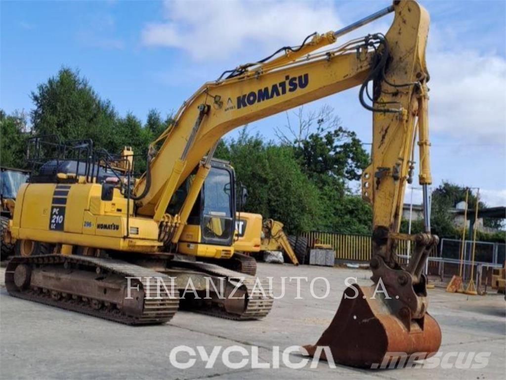 Komatsu PC210 Excavadoras sobre orugas