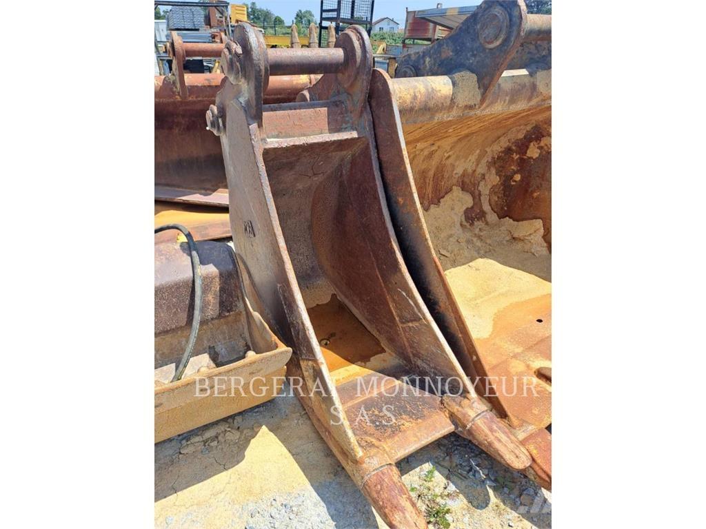 Komatsu PC210LC Excavadoras sobre orugas