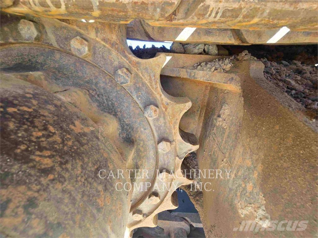 Komatsu PC220LC Excavadoras sobre orugas