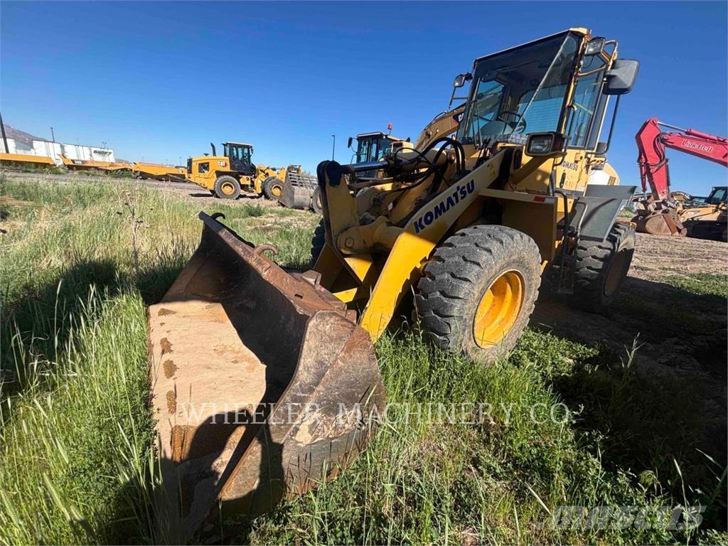 Komatsu WA250-5L Cargadoras sobre ruedas