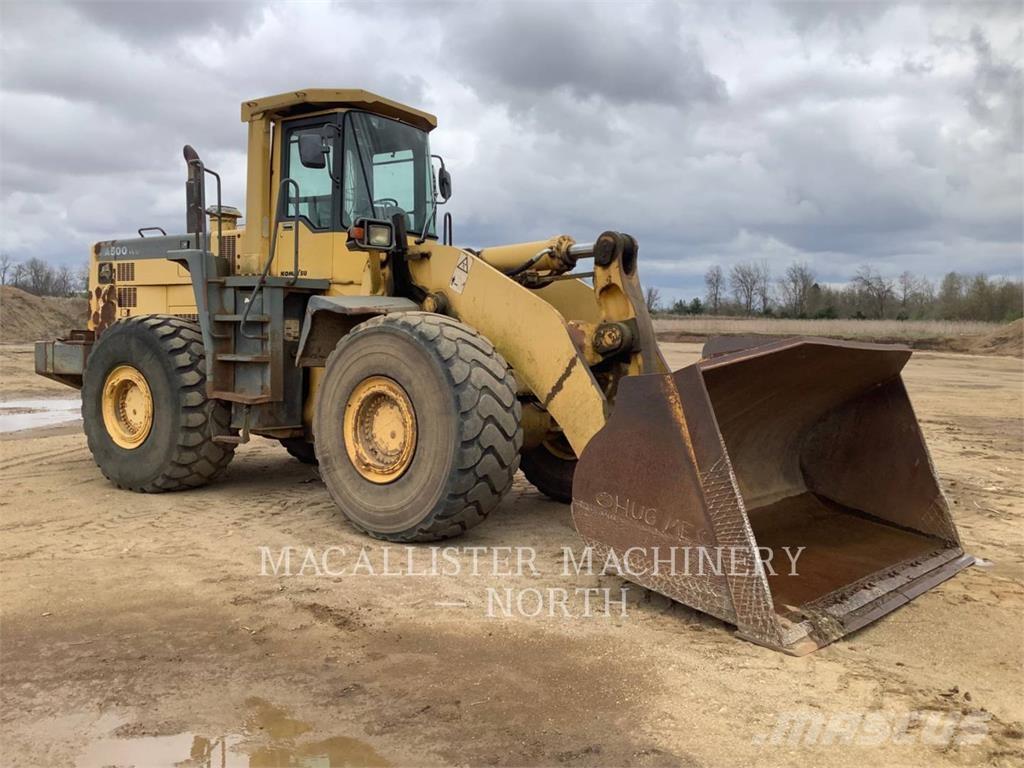 Komatsu WA500-3L Cargadoras sobre ruedas