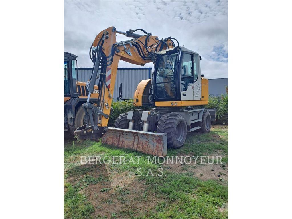 Liebherr A913 Excavadoras de ruedas