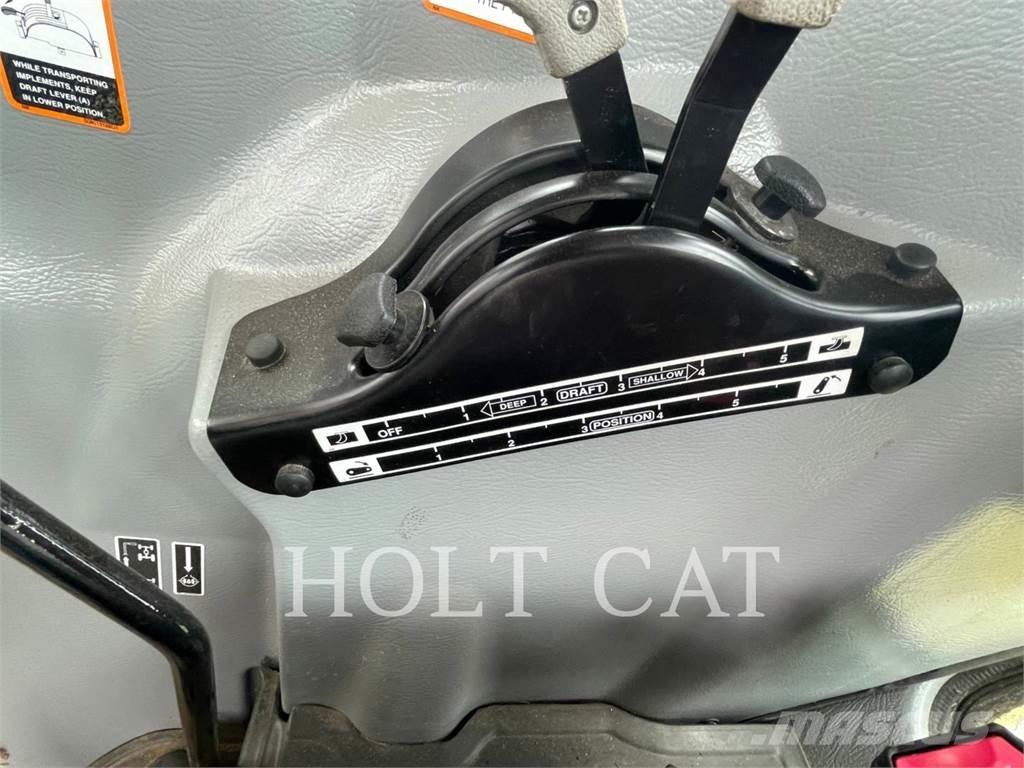 Mahindra 6075 Tractores