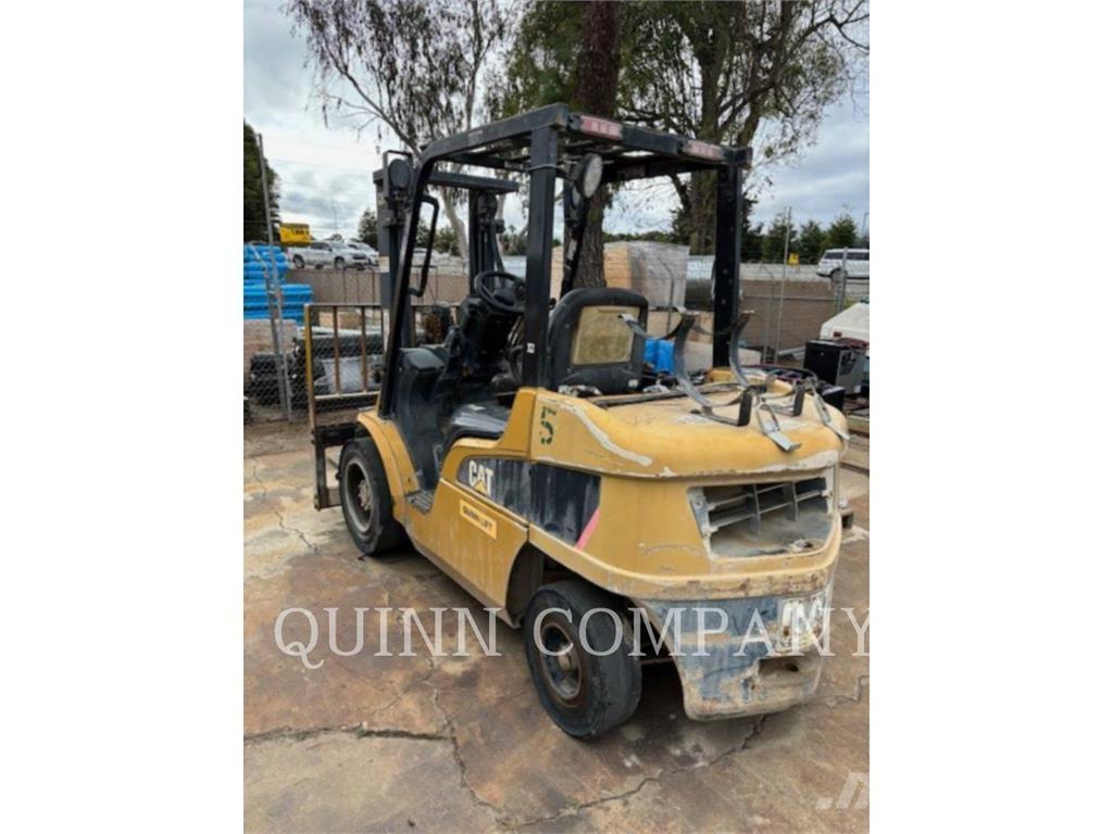 MCFA 2P6000-LE Montacargas - otros