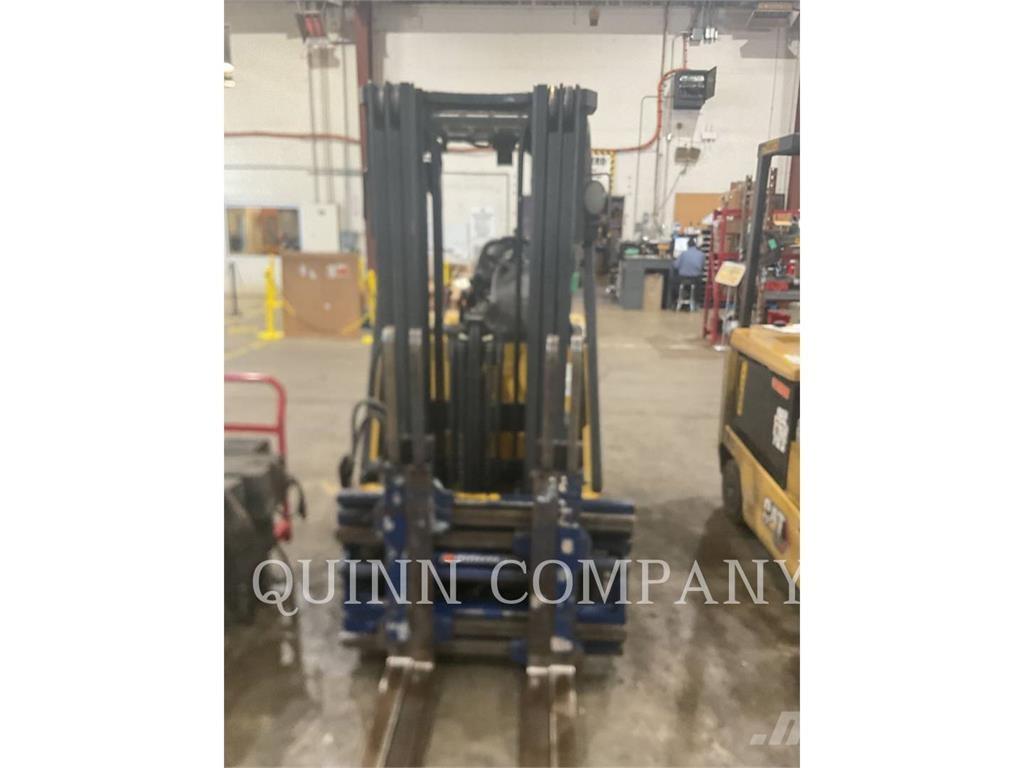 MCFA EC25N2-AC Montacargas - otros