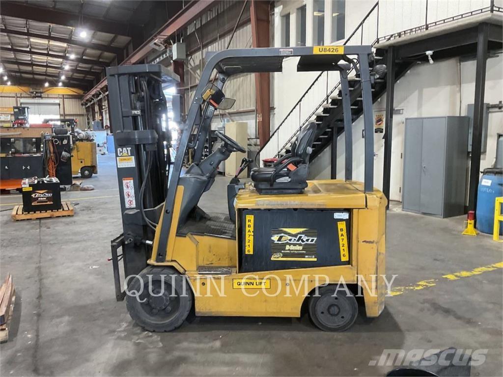 MCFA EC30N2-AC Montacargas - otros