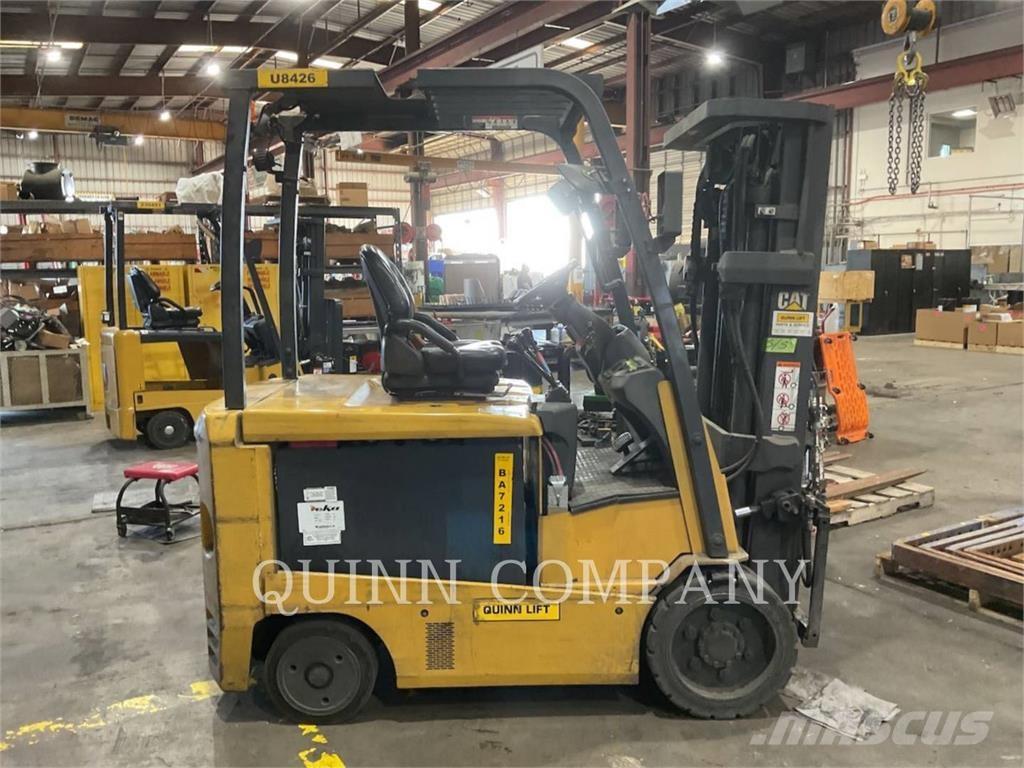 MCFA EC30N2-AC Montacargas - otros