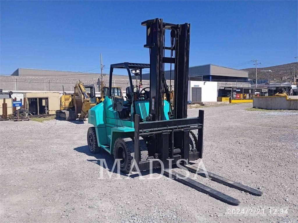 Mitsubishi FD70NM-D Camiones diesel