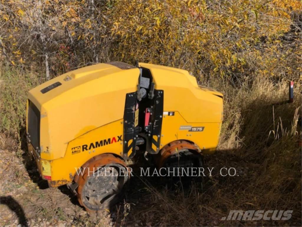 MultiQuip MQ 1575 Compactadoras de suelo