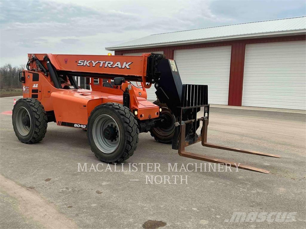  OMNIQUIP/SKY TRAK 8042 Carretillas telescópicas