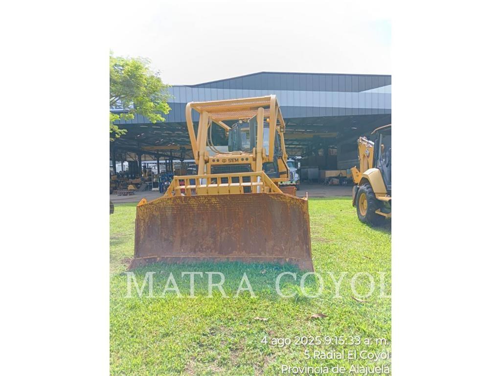 SEM MACHINERY SEM816D Buldozer sobre oruga