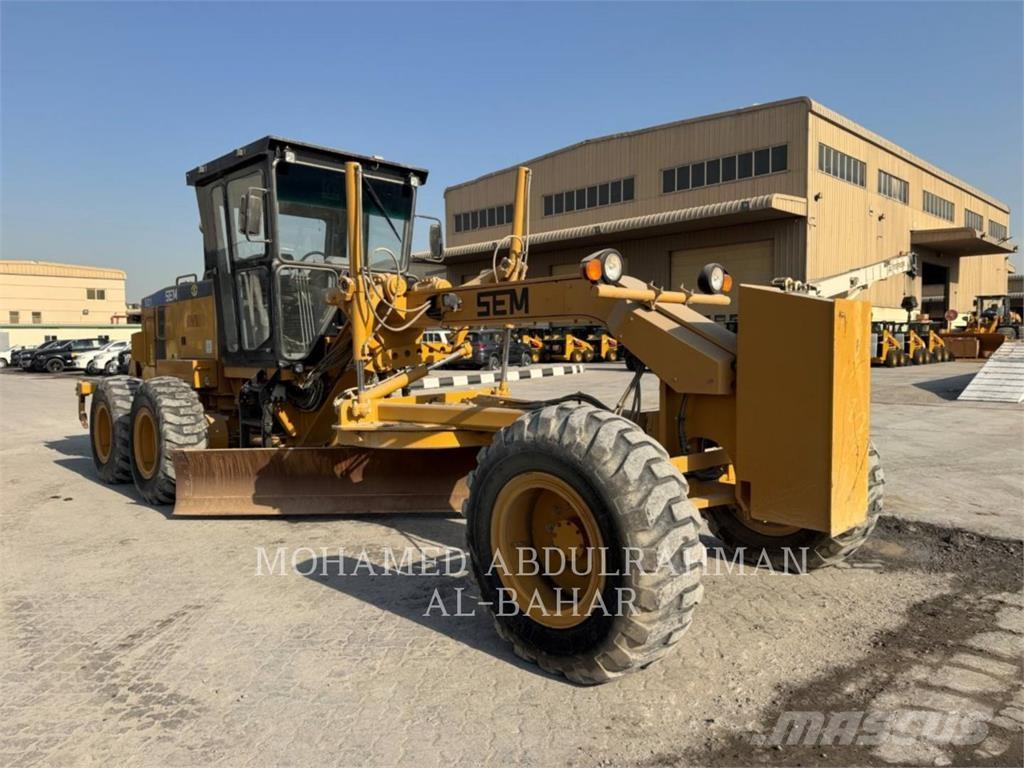 SEM MACHINERY SEM921 Niveladoras