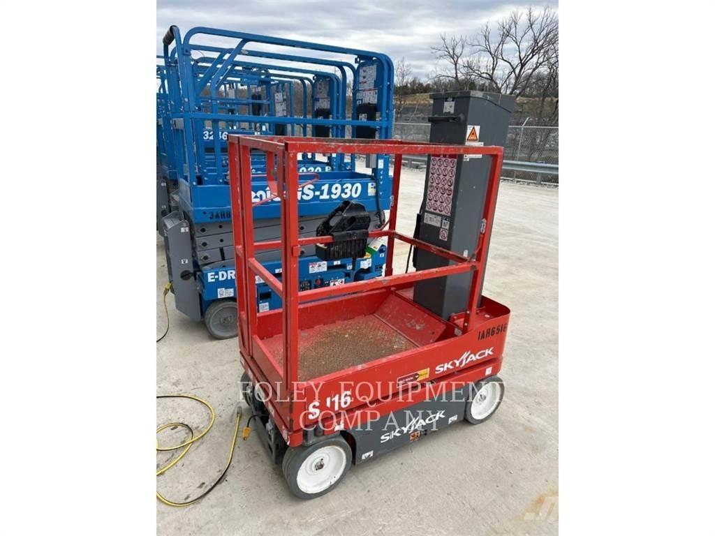 Skyjack SJ16 Plataformas tijera