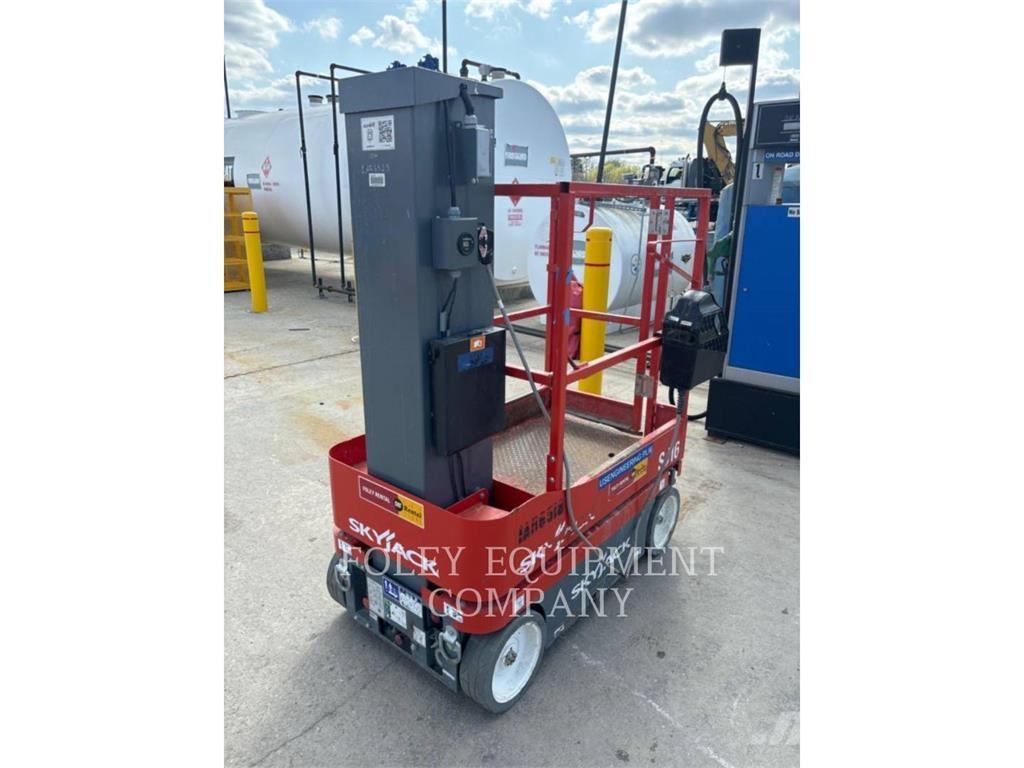 Skyjack SJ16 Plataformas tijera