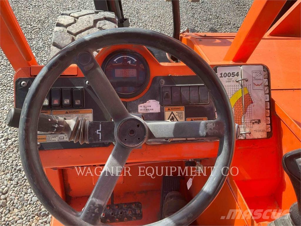 SkyTrak 10054 Carretillas telescópicas