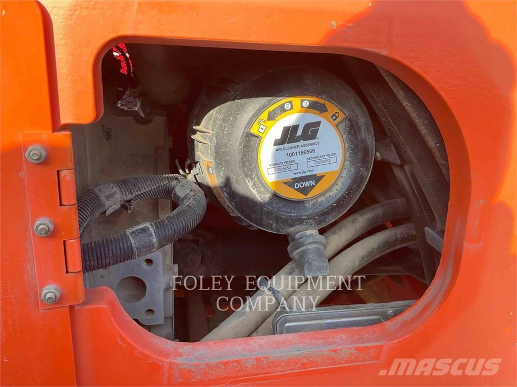 SkyTrak 8042 Carretillas telescópicas