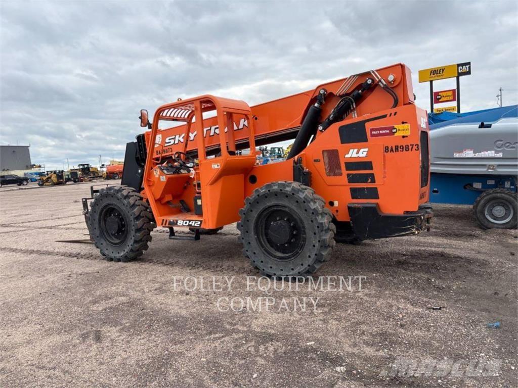 SkyTrak 8042O Carretillas telescópicas